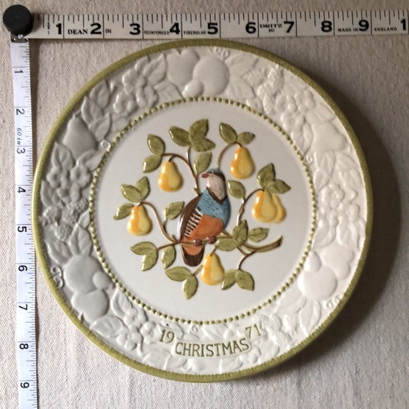 Vintage 70s Christmas Plate Partridge & Pear Tree Collectable Series Vernonware - Picture 7 of 7